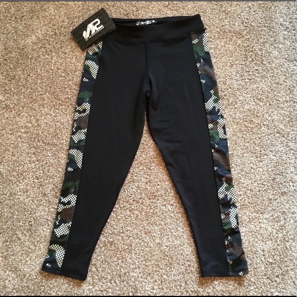 ACTIVEWEAR. S2 SPORTSWEAR CAPRIS: NWT🏃‍♀️🏃‍♀️